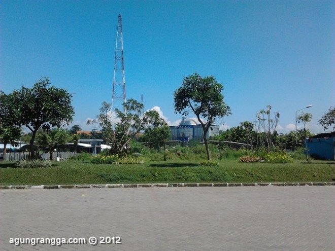 gedung ITTelkom yang letaknya agak jauh dari IMTelkom