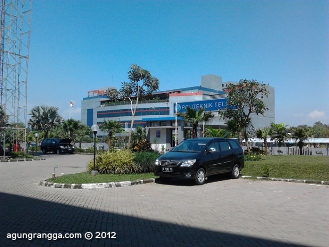 gedung Politeknik Telkom