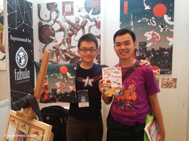 bersama Evan Raditya Pratomo, pemilik Papercaptain Studio