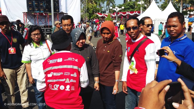 Bu Risma di Pesta Cak Koen 2015