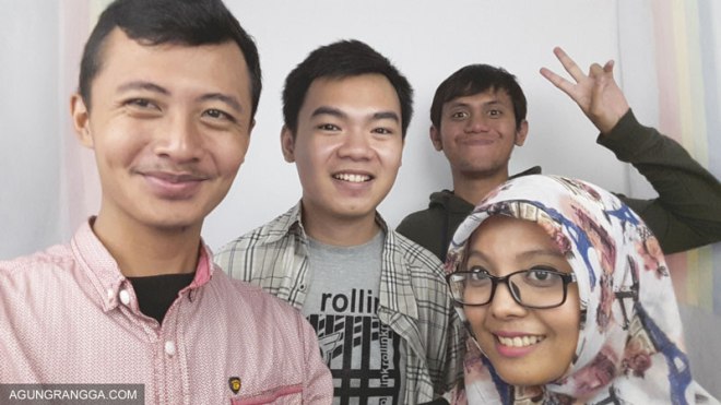 Selfie di photobooth Summarecon Mal Bekasi