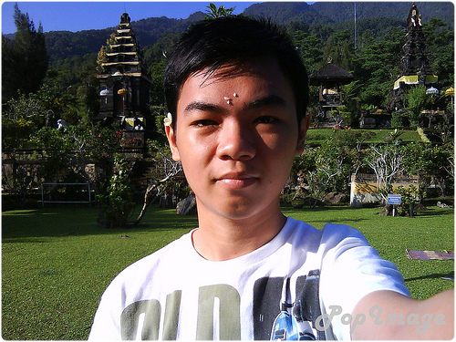 selfie di pura gunung salak