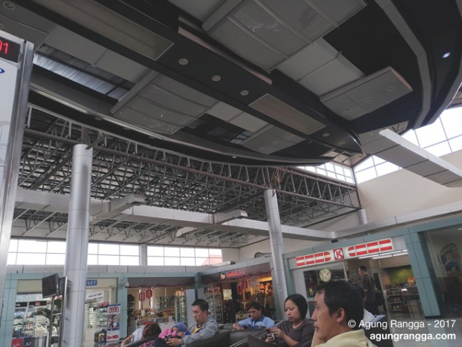 suasana di ruang tunggu