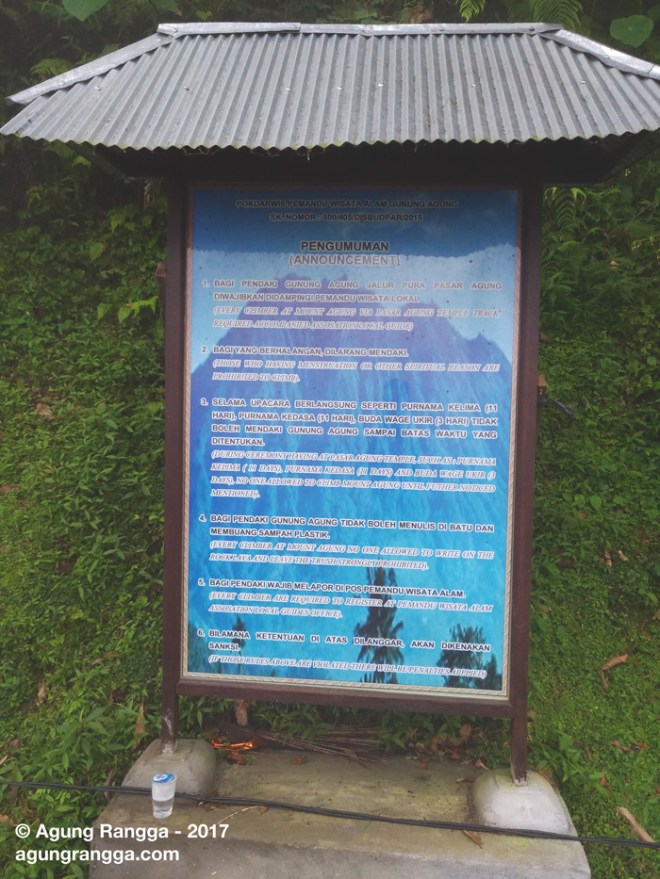 papan pengumuman pura pasar agung