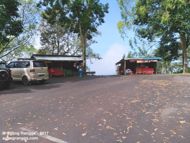 parkiran pura pasar agung