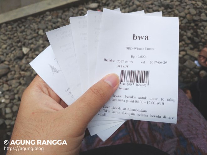 beli tiket masuk ke Candi Borobudur