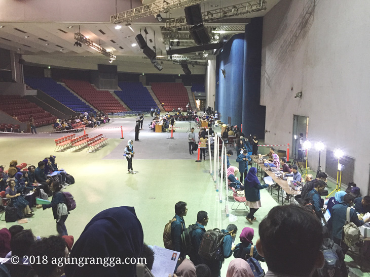 daftar ulang di gedung sabuga