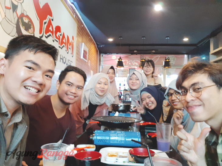 November - Makan-makan sebelum UAS