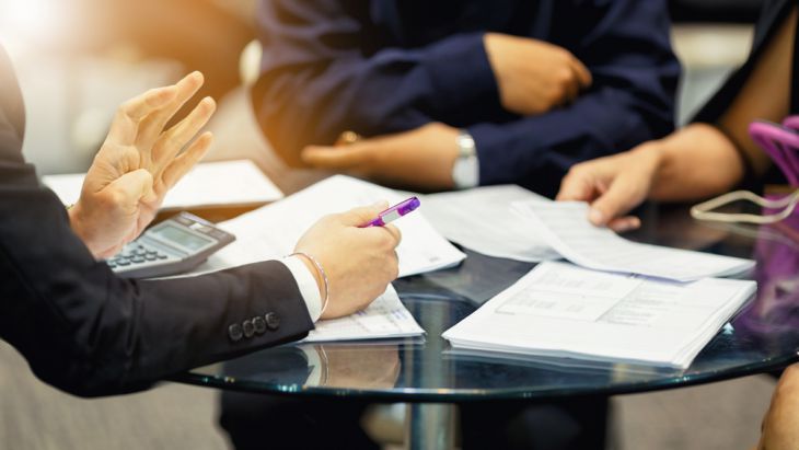 Penghubung Antara Klien (Tertanggung) dan Perusahaan Asuransi (Penanggung)